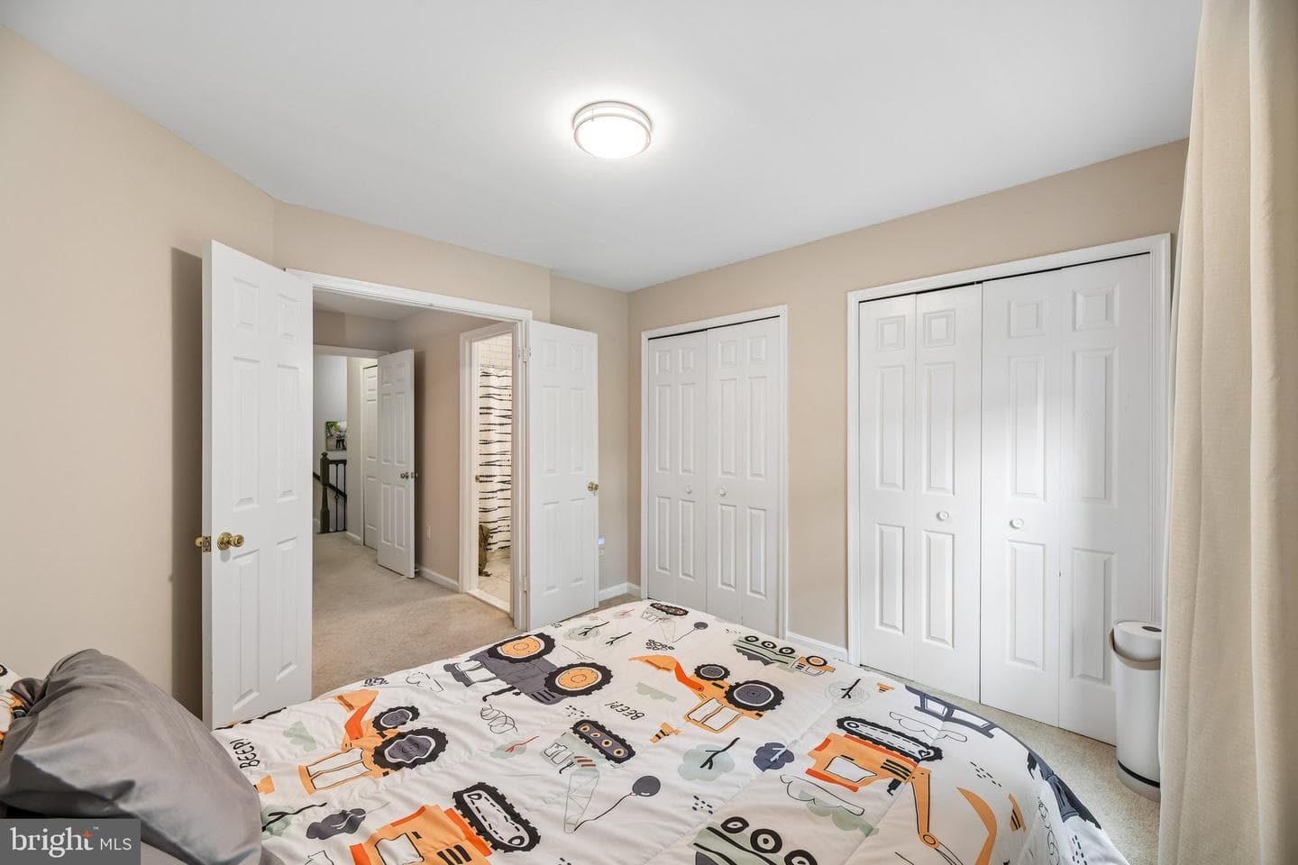 5943 Norham Drive photo 34