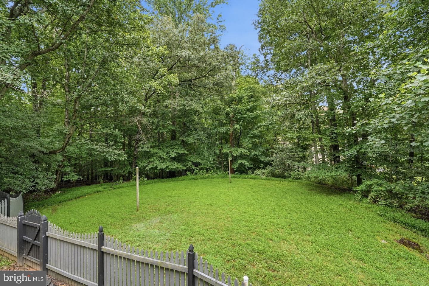 6121 Queens Brigade Court photo 26
