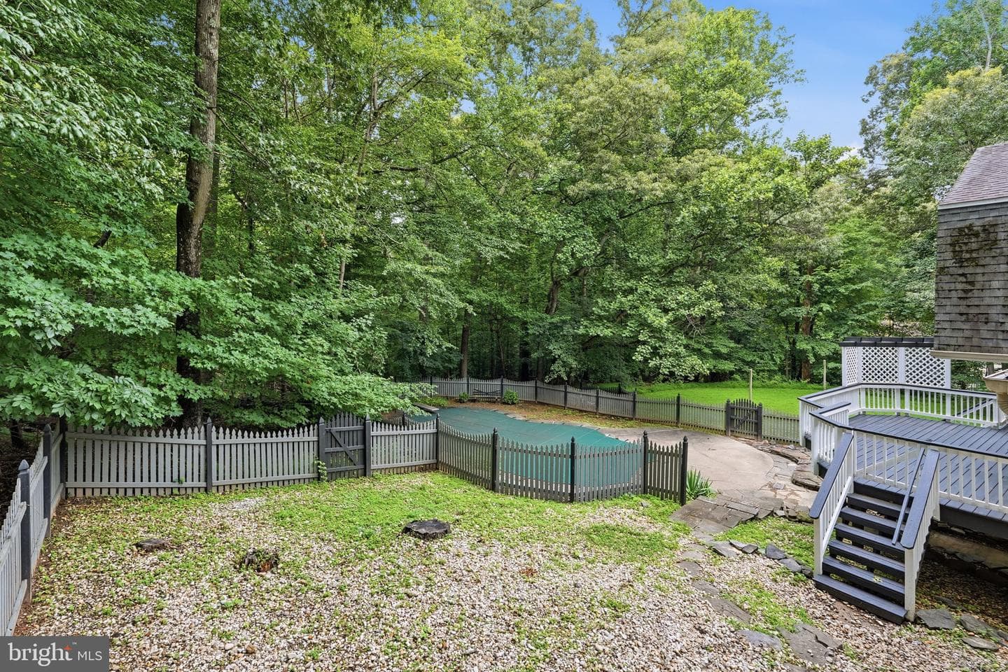 6121 Queens Brigade Court photo 27