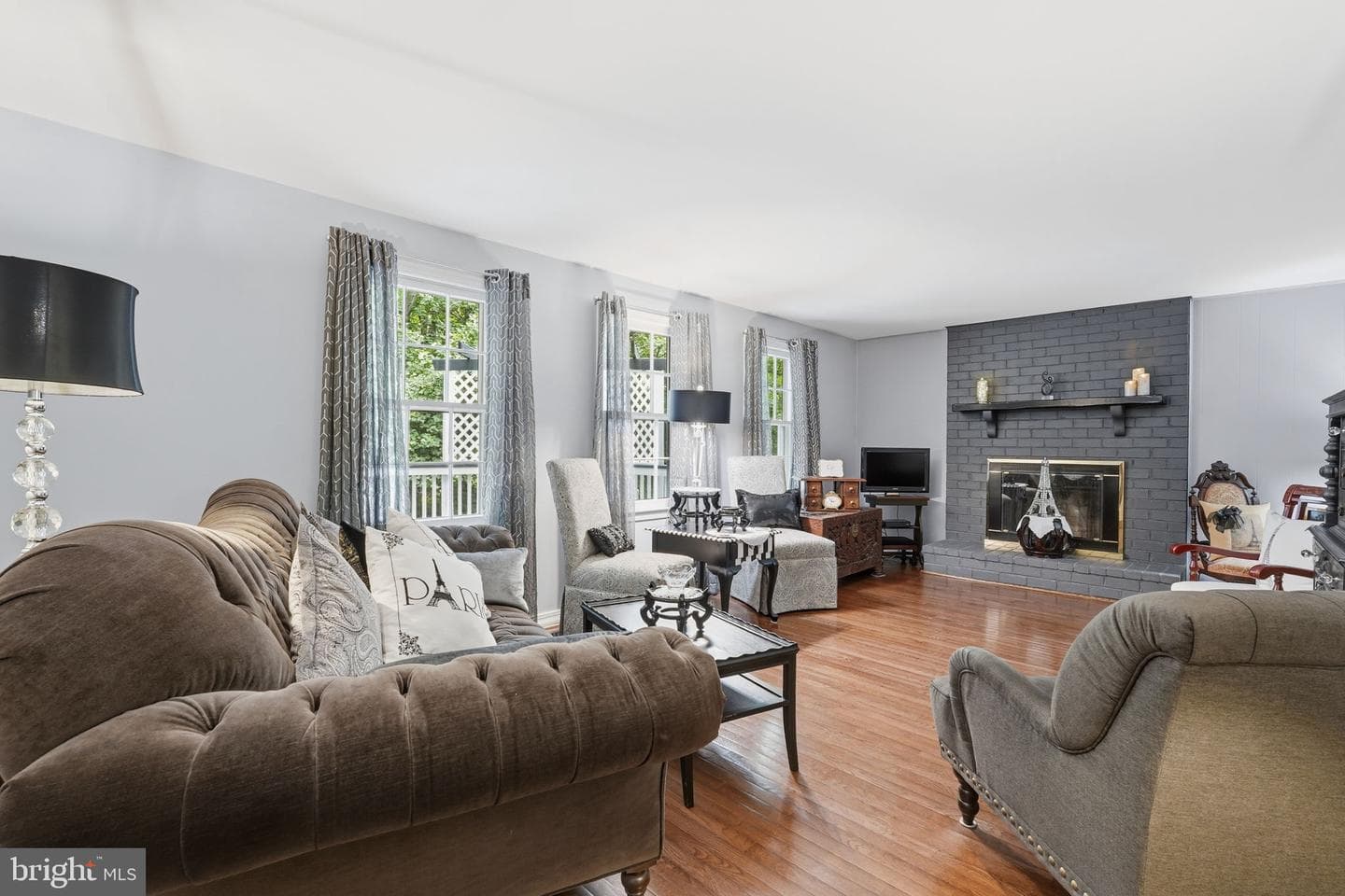 6121 Queens Brigade Court photo 4