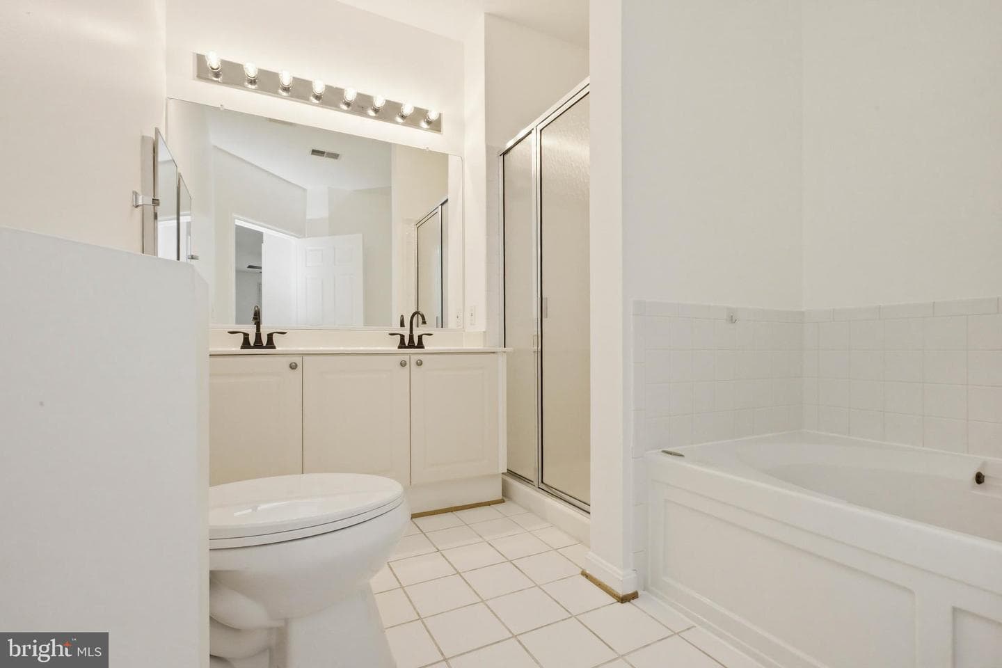 2711 Bellforest Court #305 photo 21