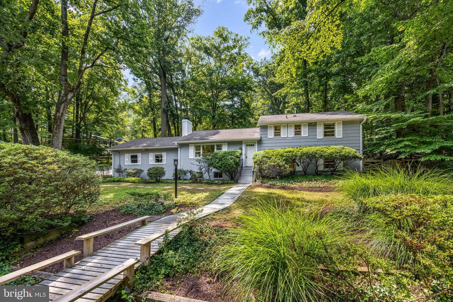 6501 Lakeview Drive, Falls Church