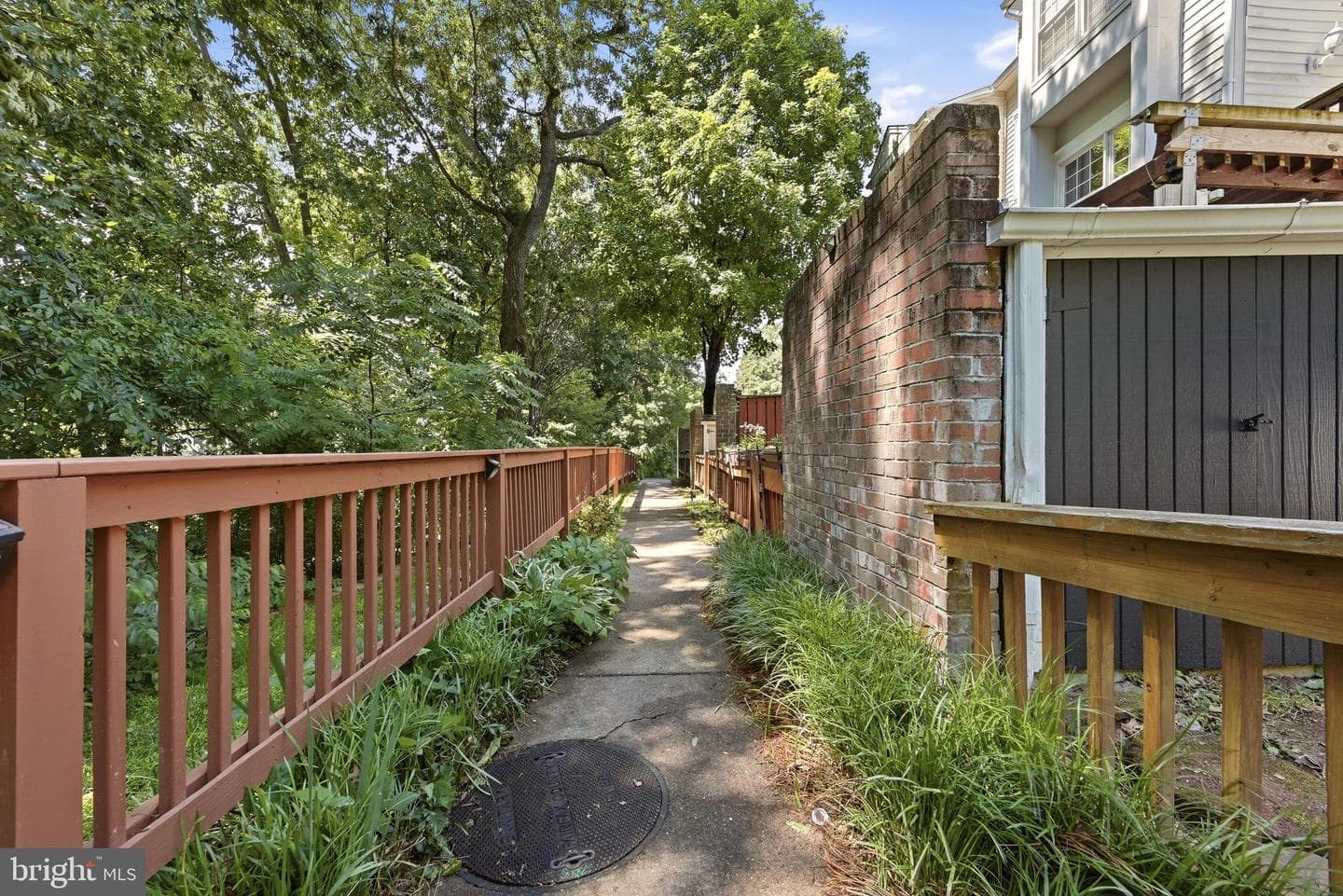 6015 Chestnut Hollow Court photo 27