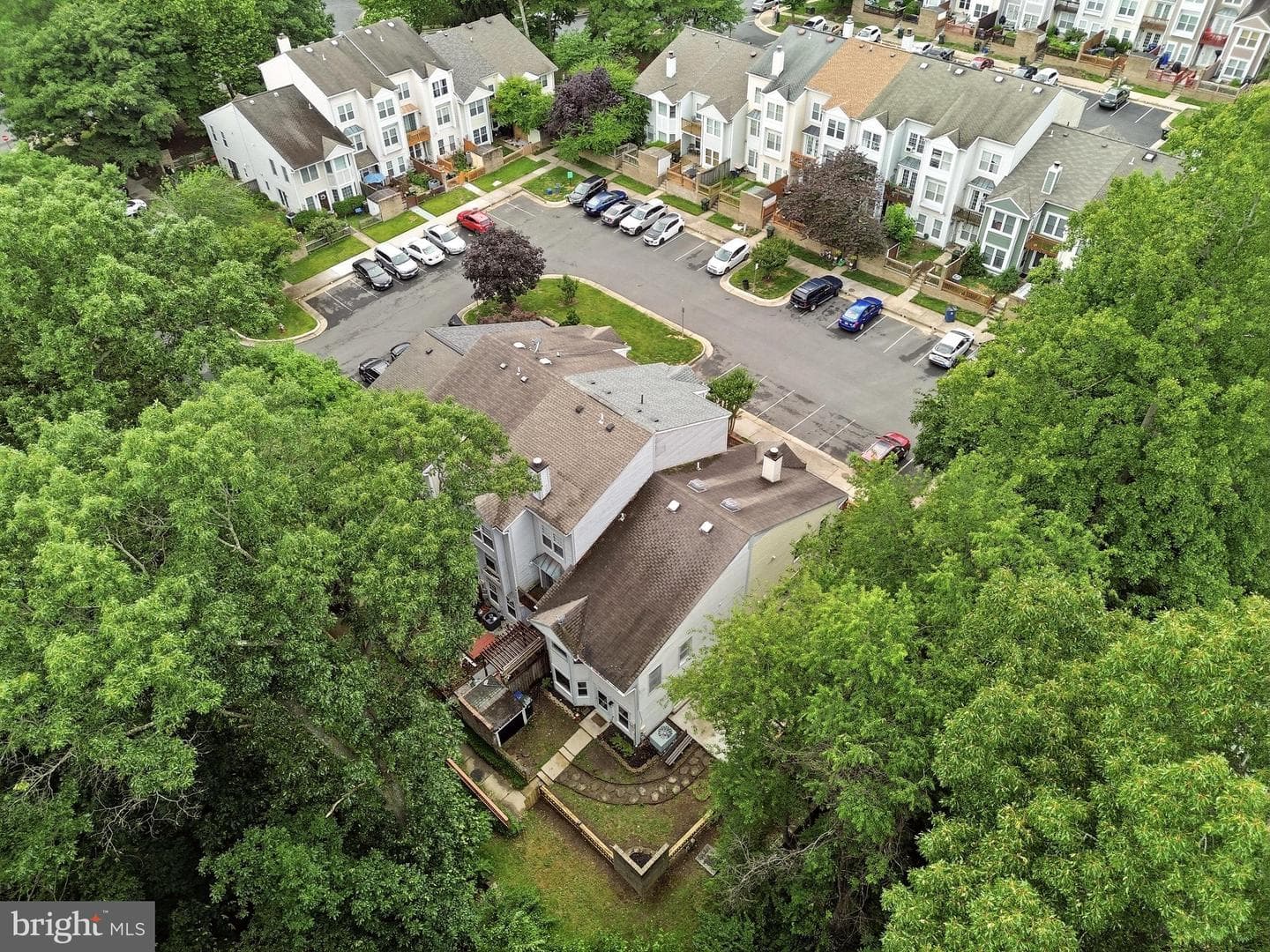 6015 Chestnut Hollow Court photo 29