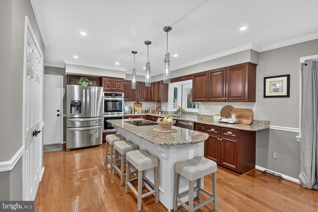 6207 Maple Run Court photo 12