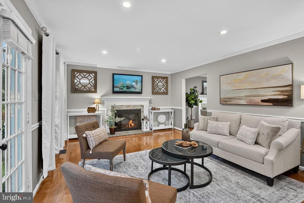 6207 Maple Run Court photo 25