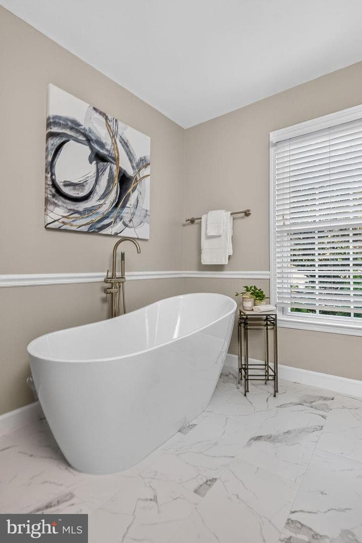 6207 Maple Run Court photo 37