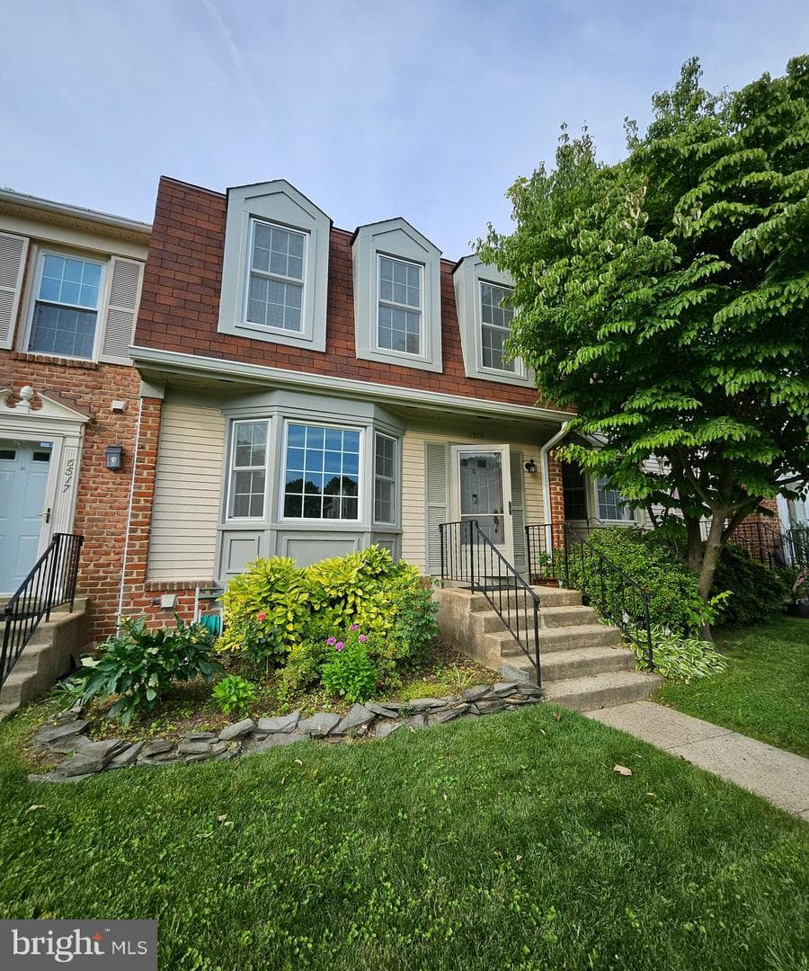 6519 Kemper Lakes Court, Alexandria