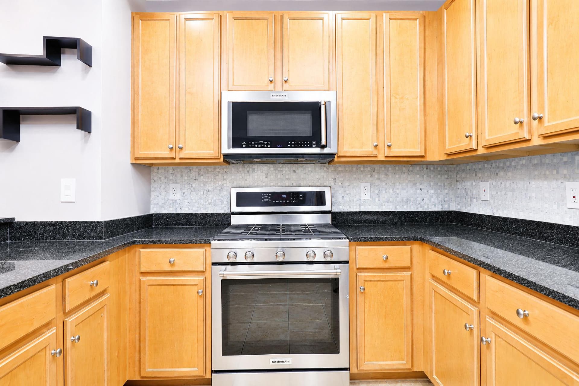 2665 Prosperity Avenue #244 photo 12