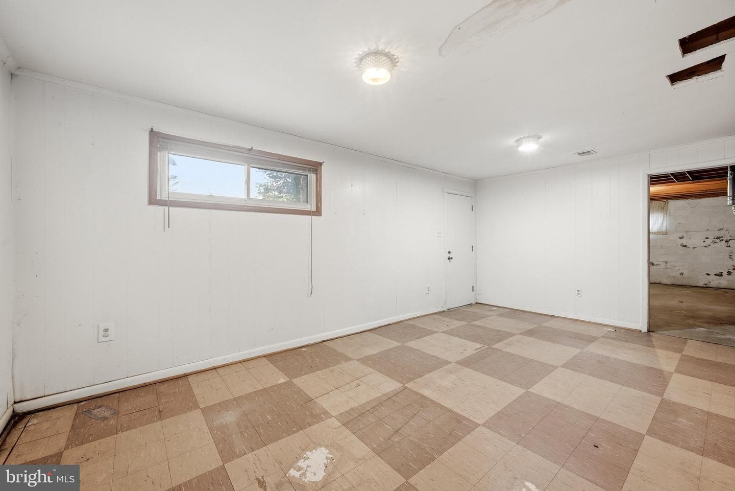6426 Deepford Street photo 20
