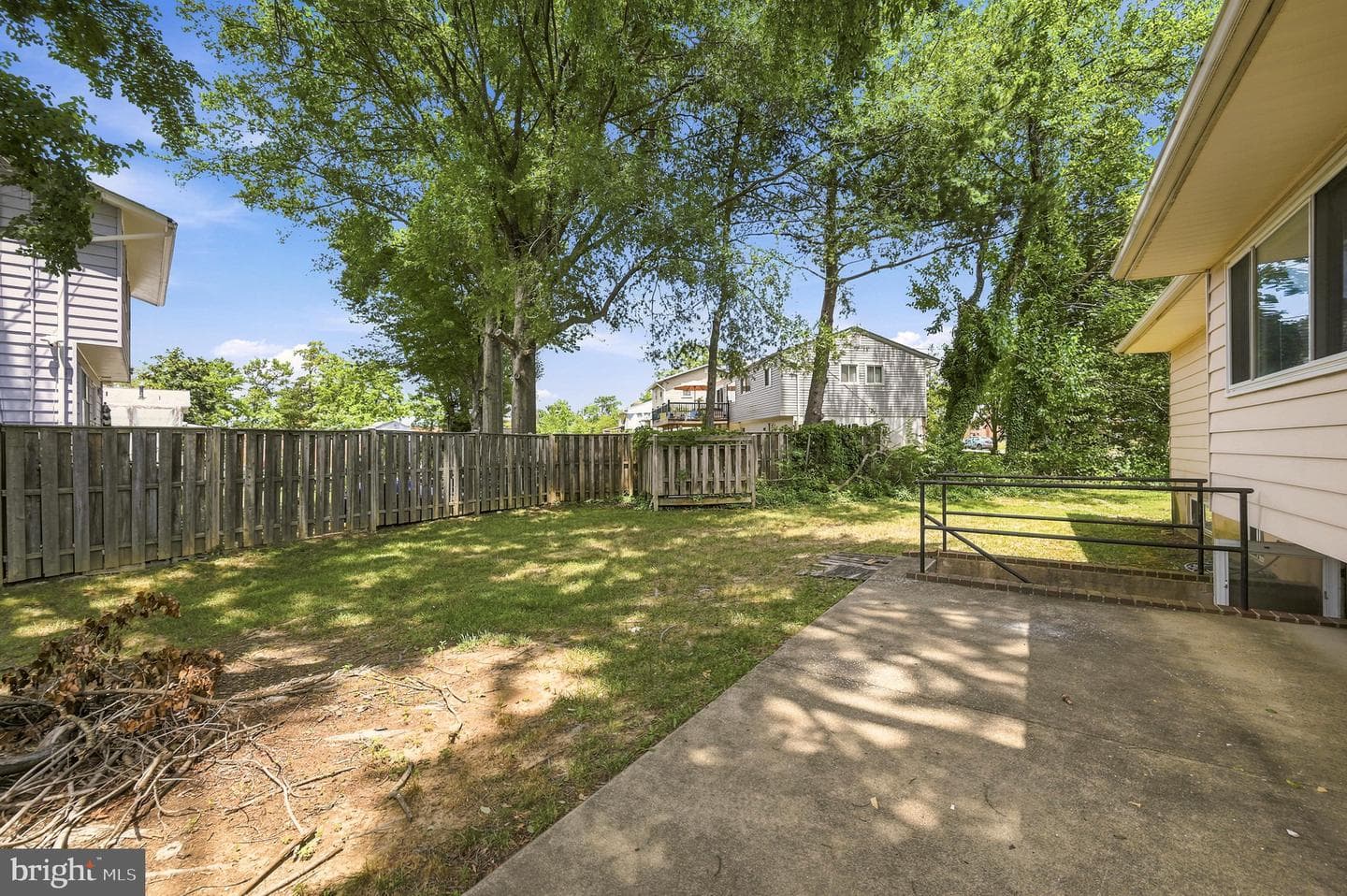 6426 Deepford Street photo 28