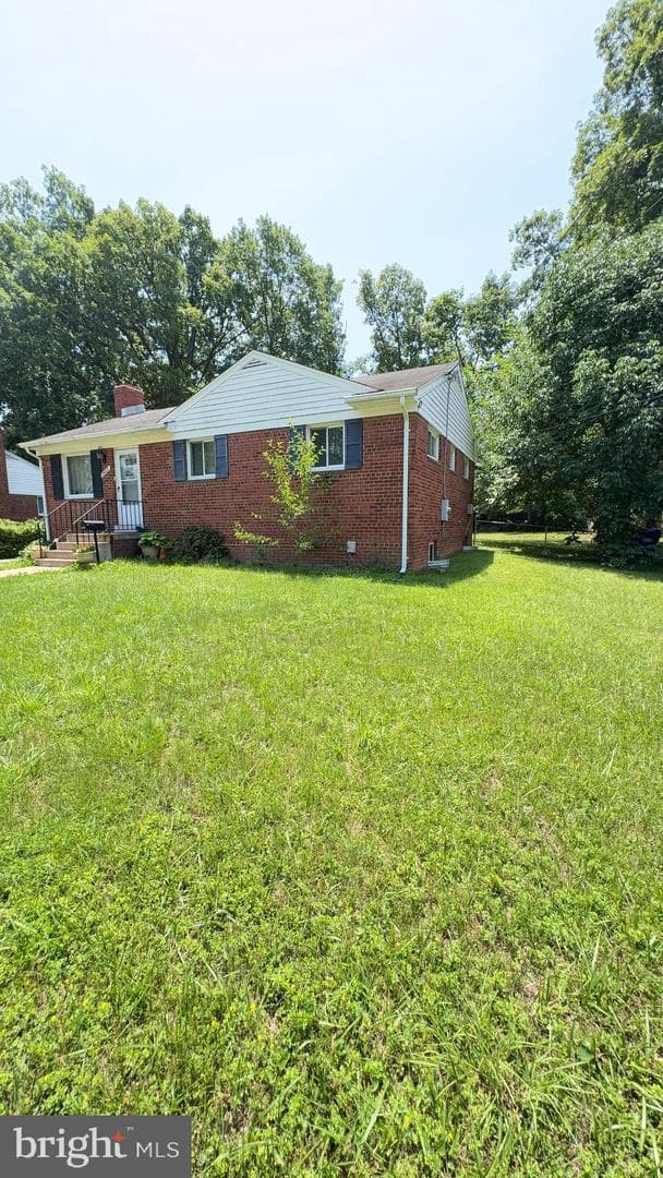 7425 Marc Drive photo 3