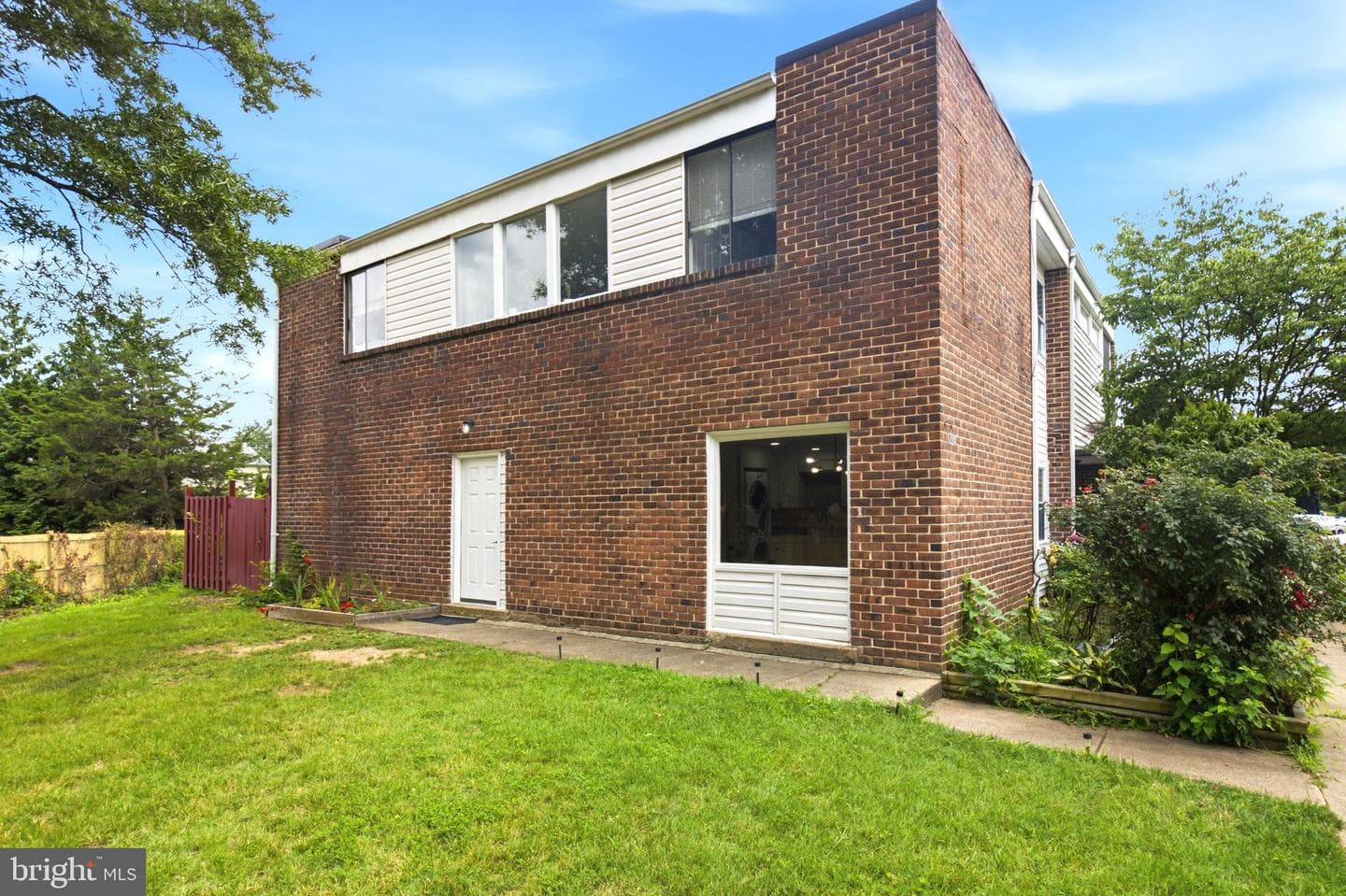 1224 Magnolia Lane, Herndon