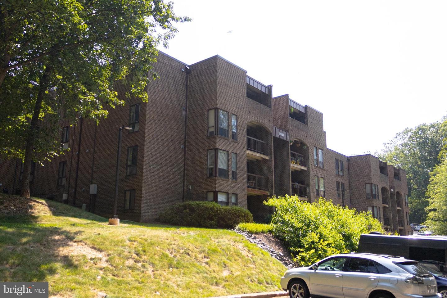 11240 Chestnut Grove Square #157, Reston