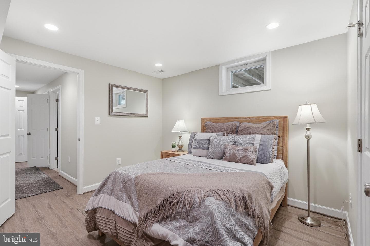 9825 Wolcott Drive photo 30