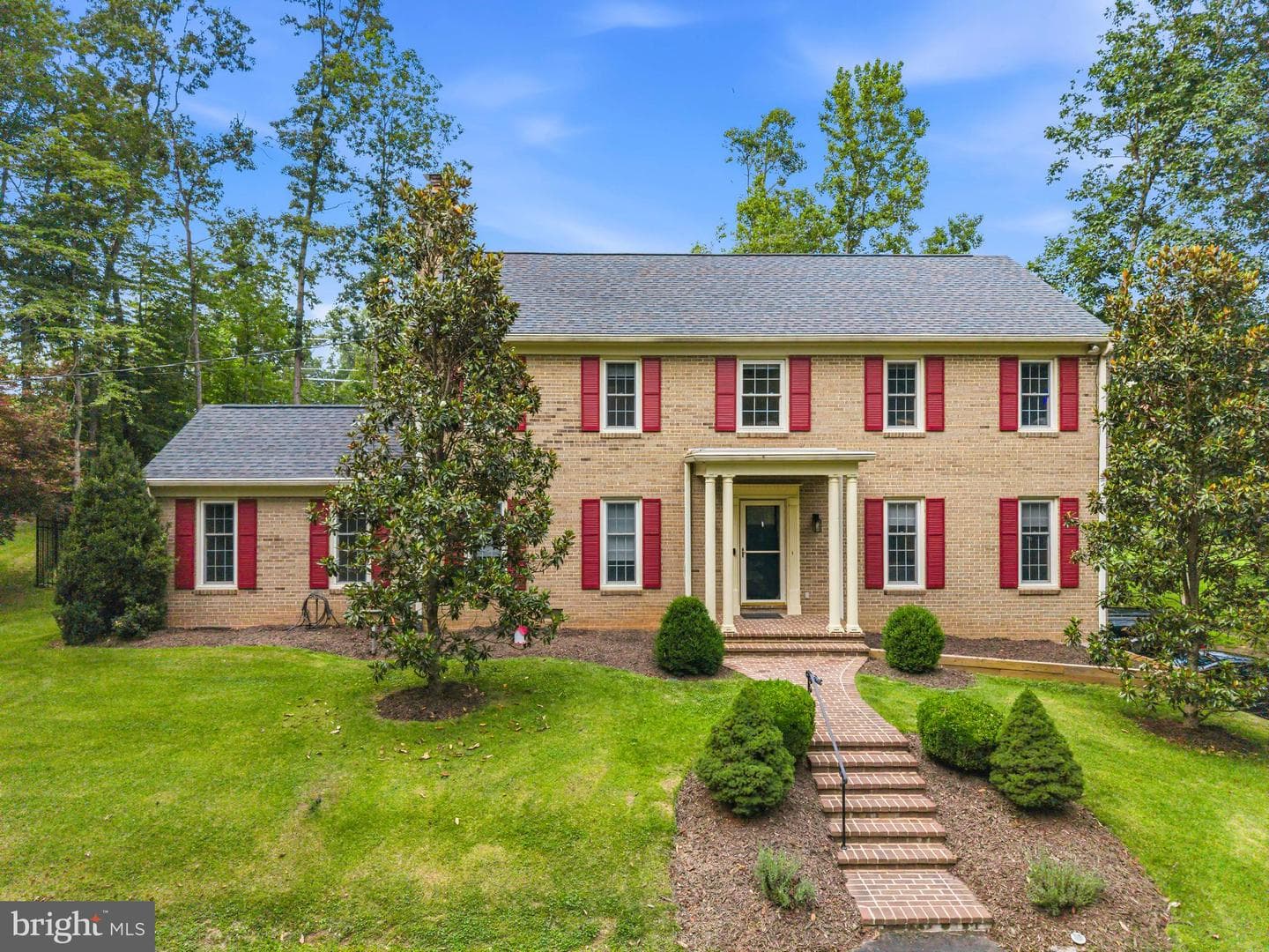 12126 Beaver Creek Road, Clifton