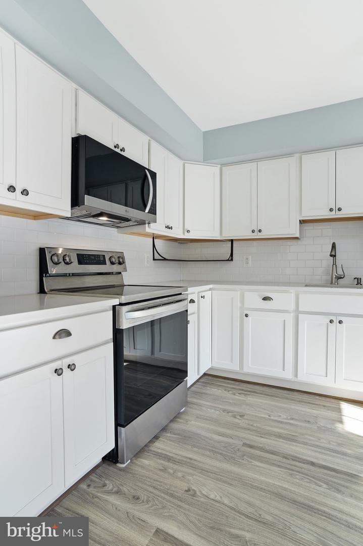 5533 Ridgeton Hill Court photo 12