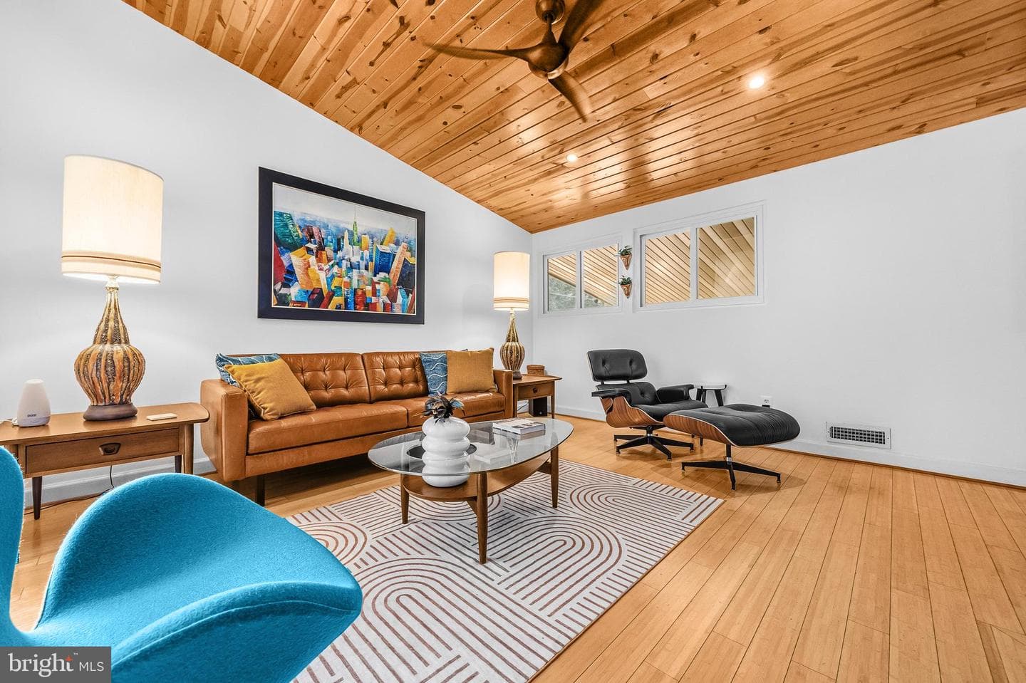 8801 Camden Street photo 10