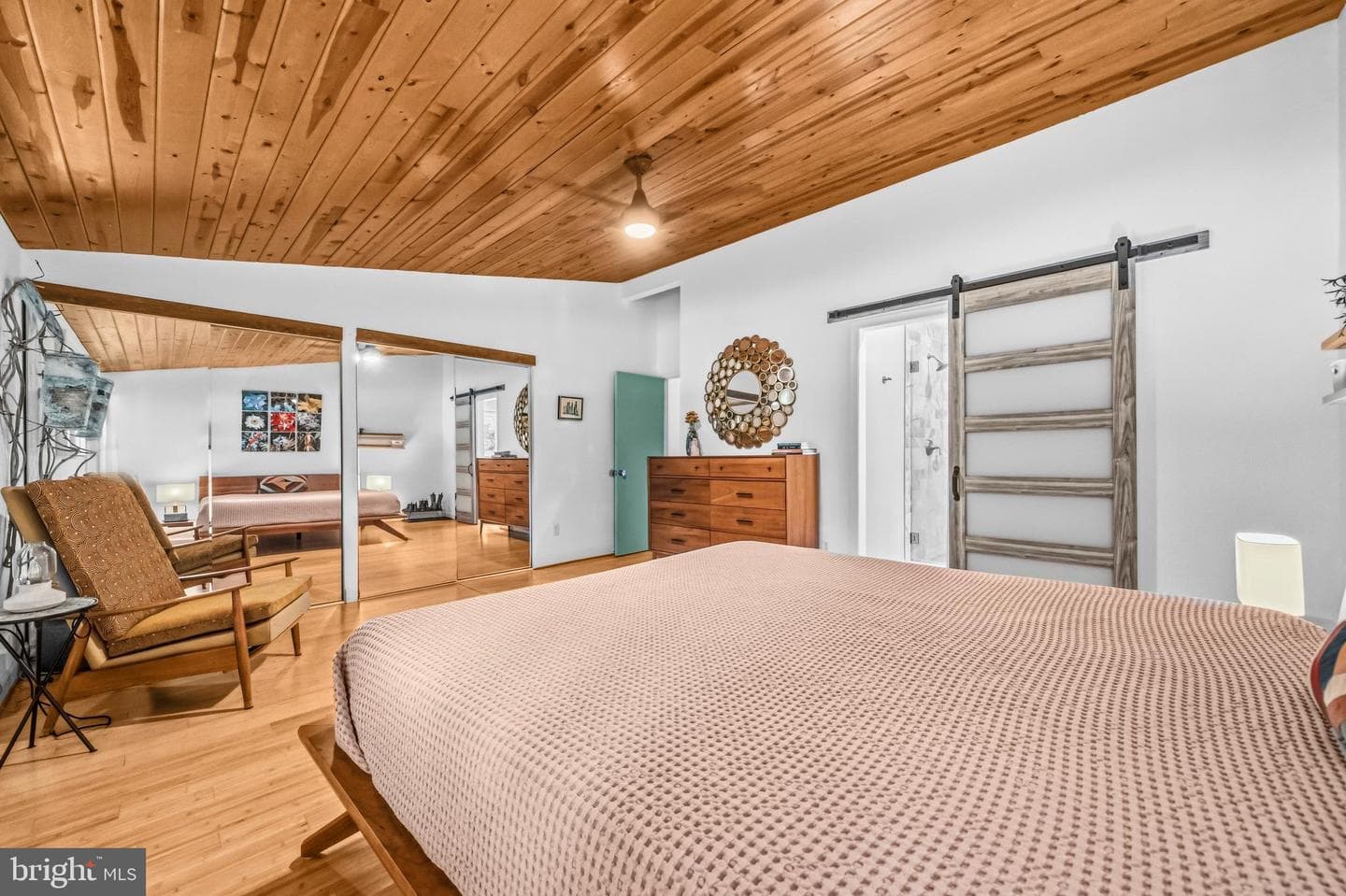 8801 Camden Street photo 28