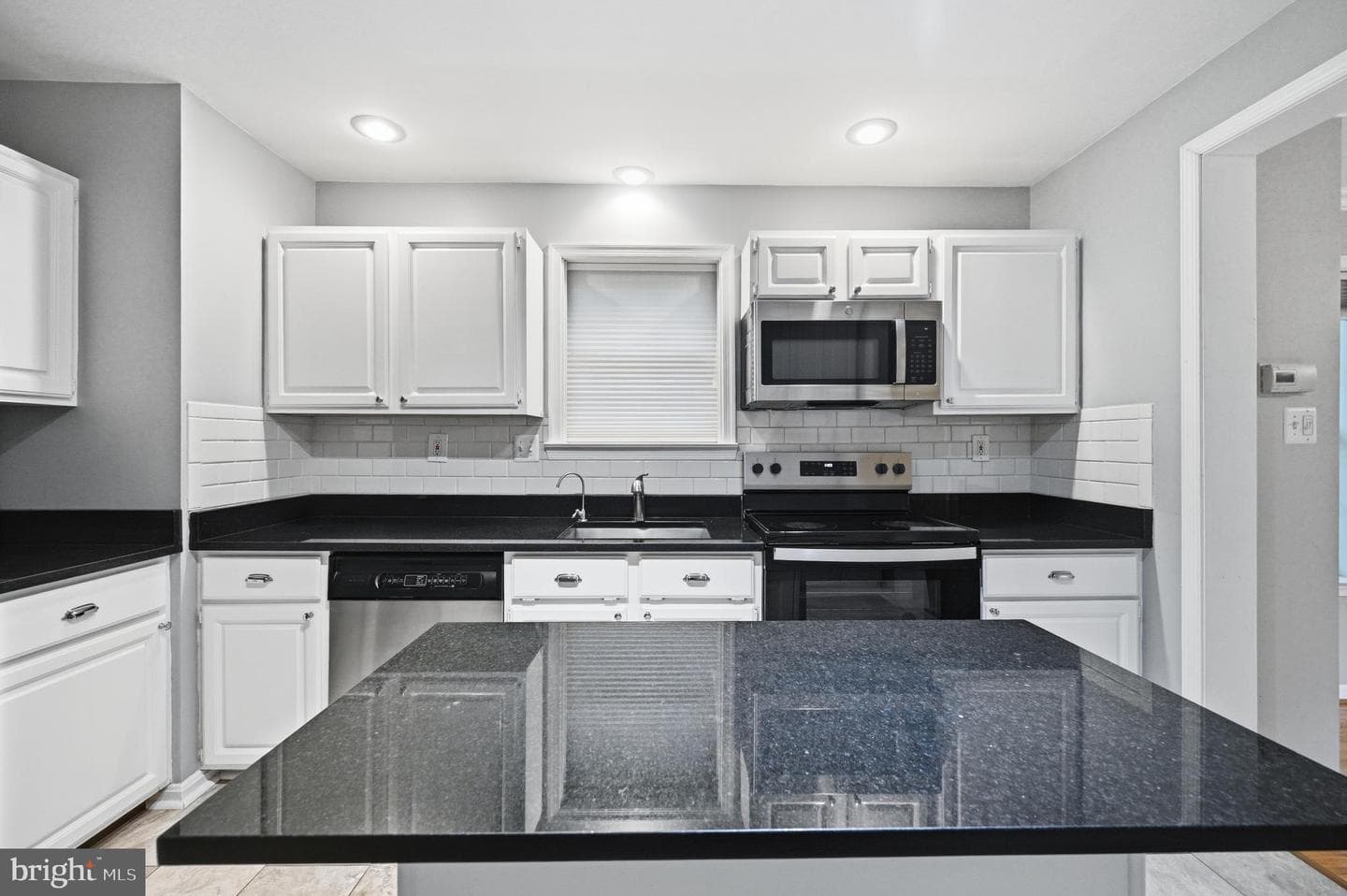 1649 Bennington Hollow Lane photo 4