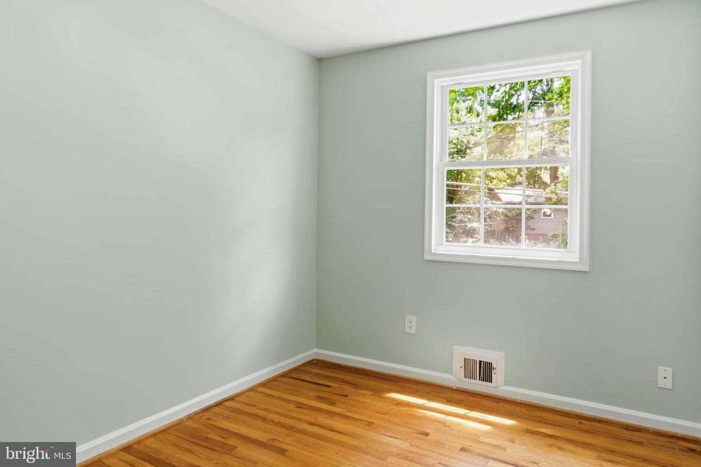 10922 Decatur Drive photo 31