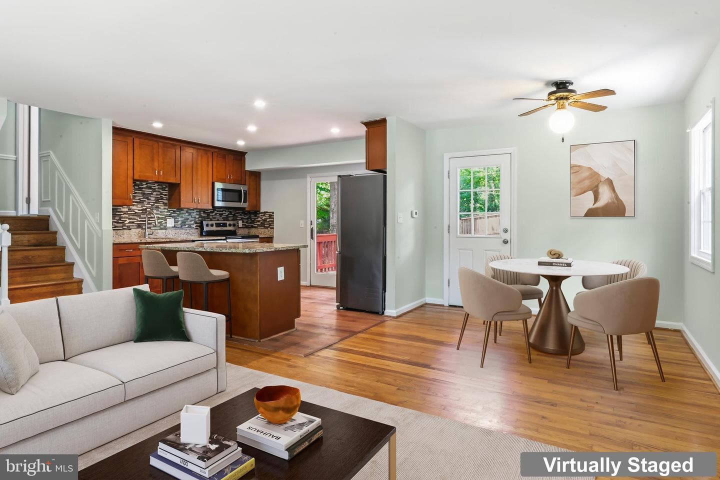 10922 Decatur Drive photo 4