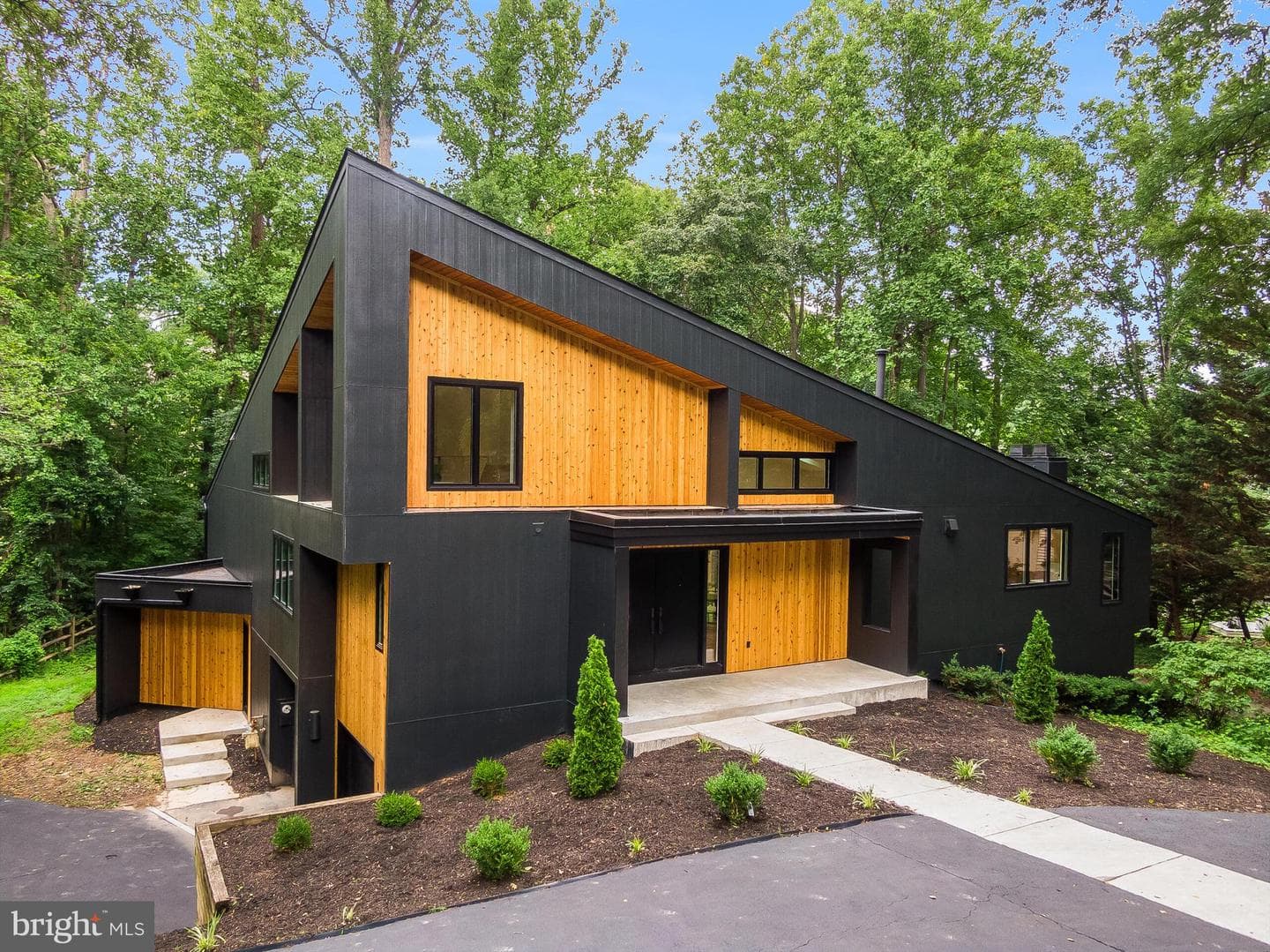 11582 Greenwich Point Road, Reston