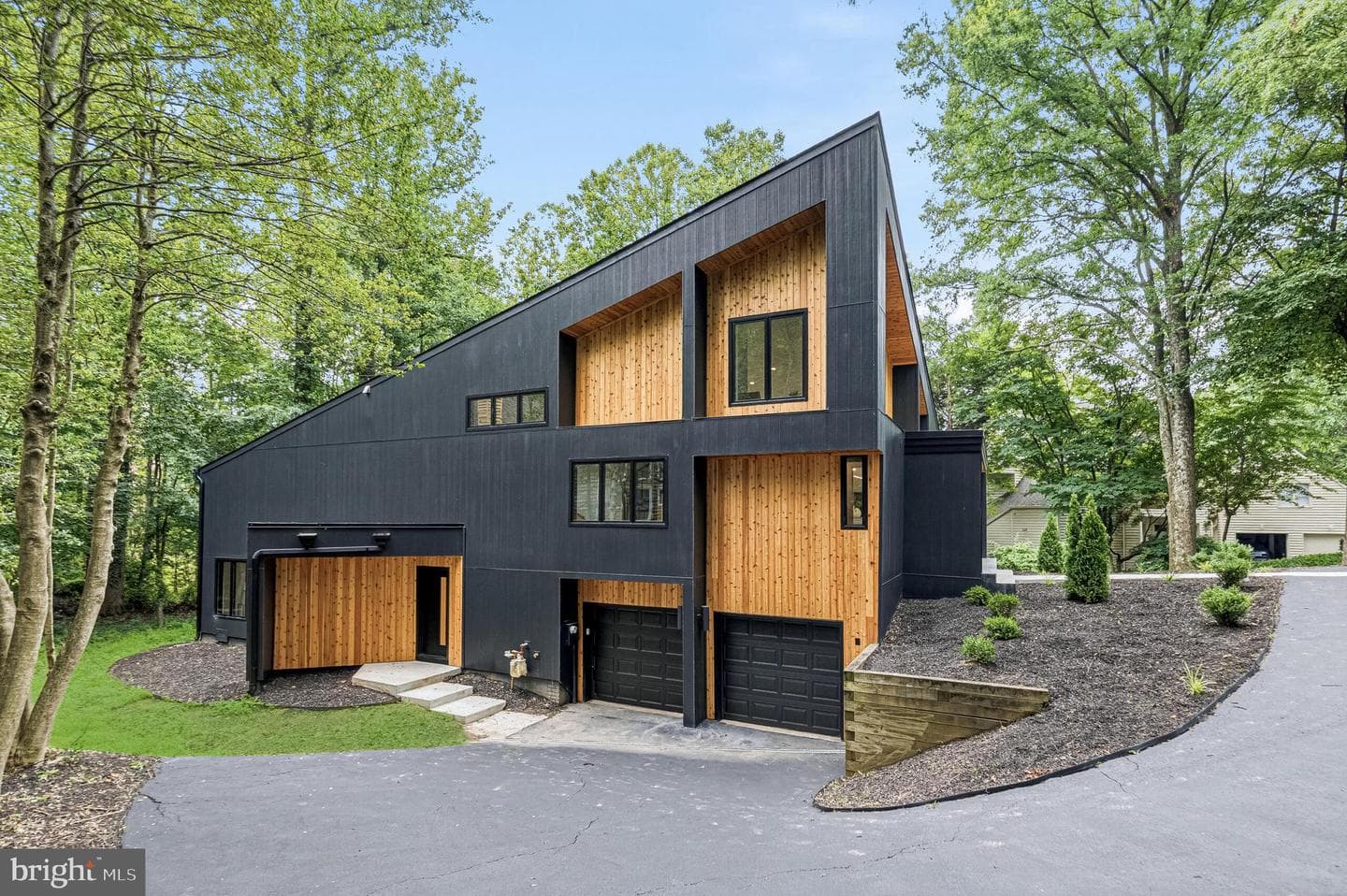 11582 Greenwich Point Road, Reston