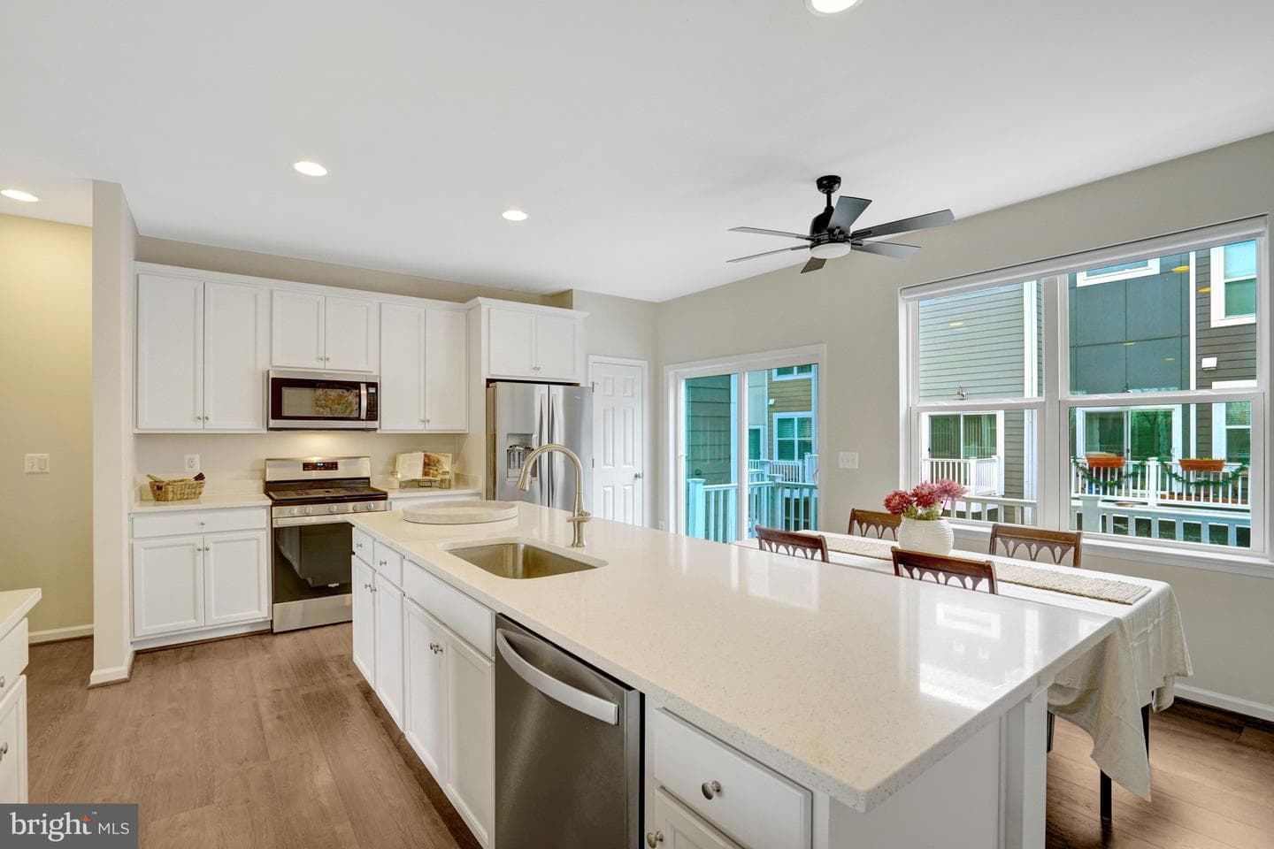 8374 Sallyport Street photo 10