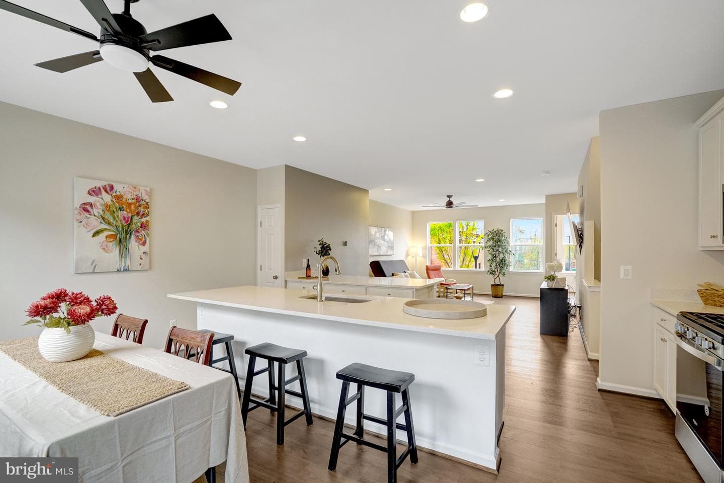 8374 Sallyport Street photo 8