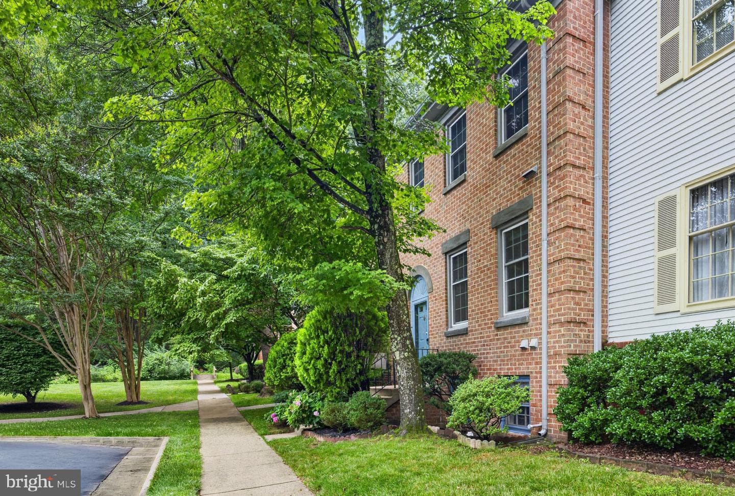 2836 Kelly Square, Vienna
