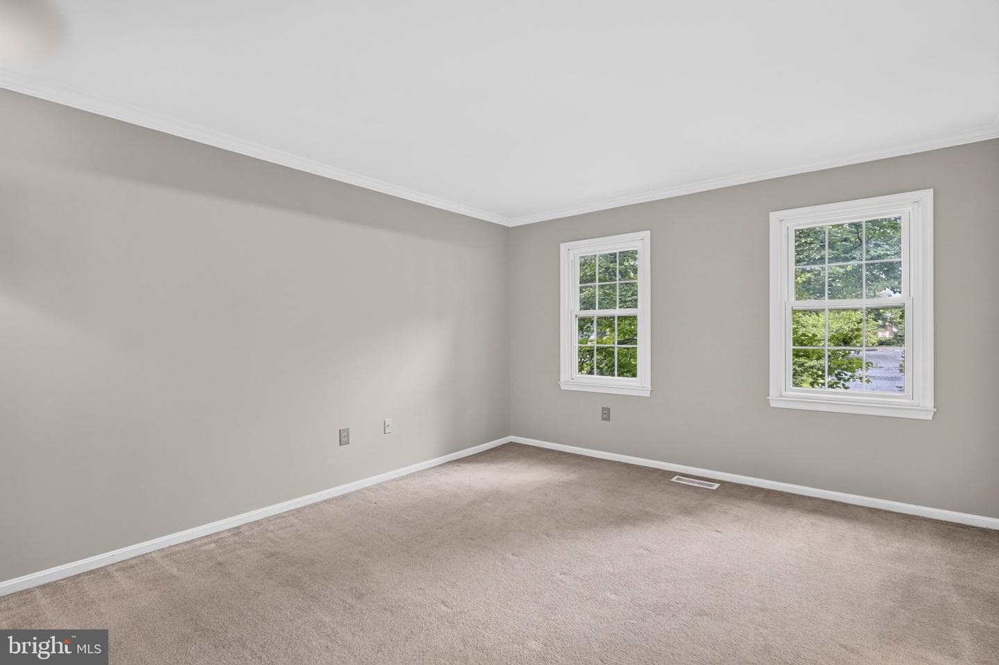 2836 Kelly Square photo 29