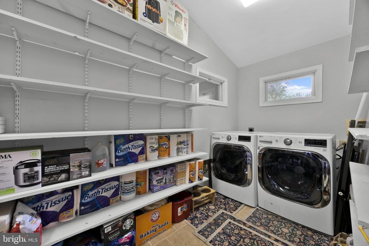 1002 Charlton Place photo 36