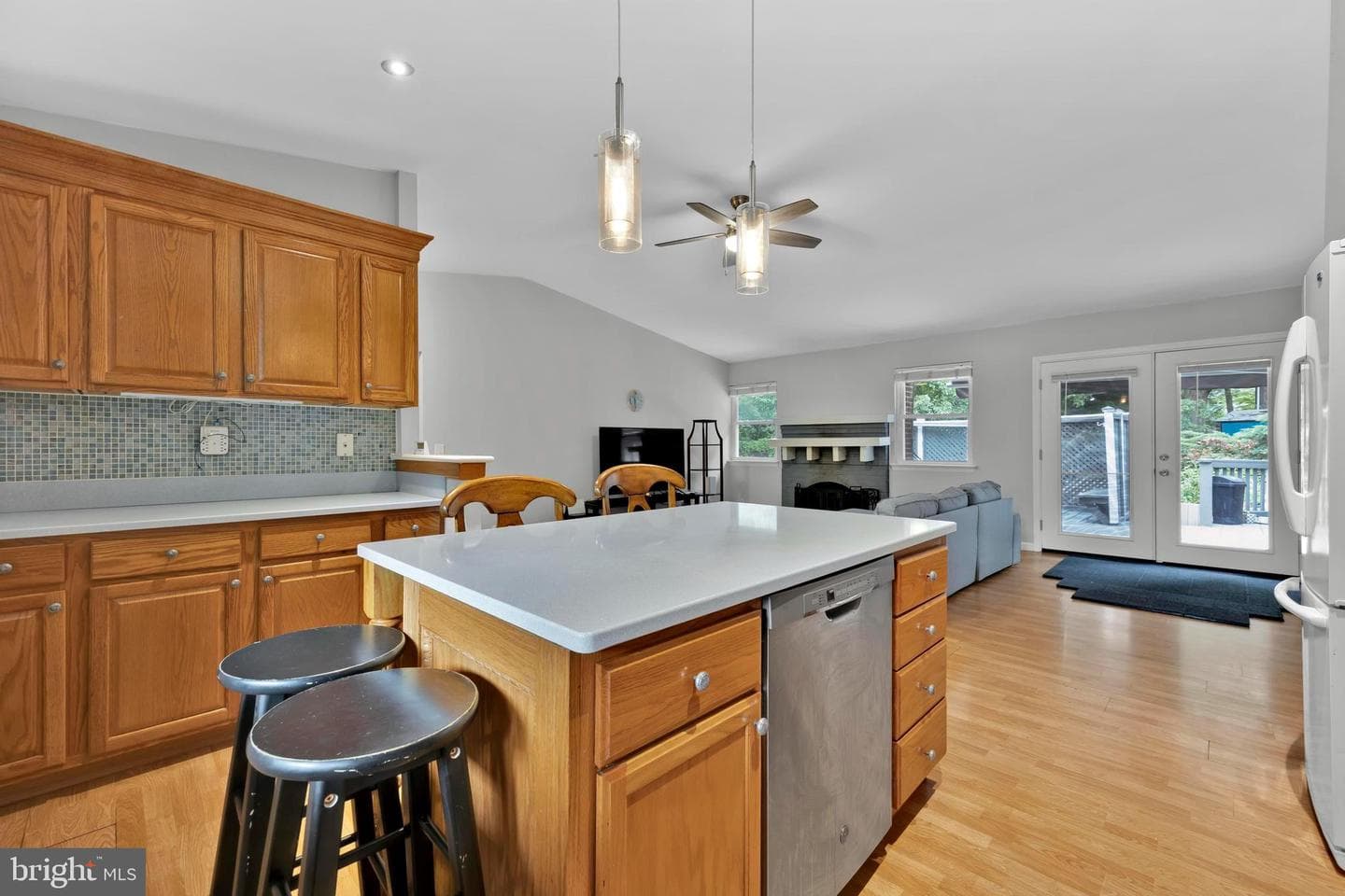 1002 Charlton Place photo 7