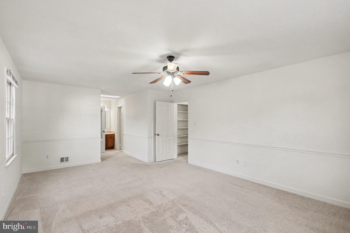 6570 Rockland Drive photo 17