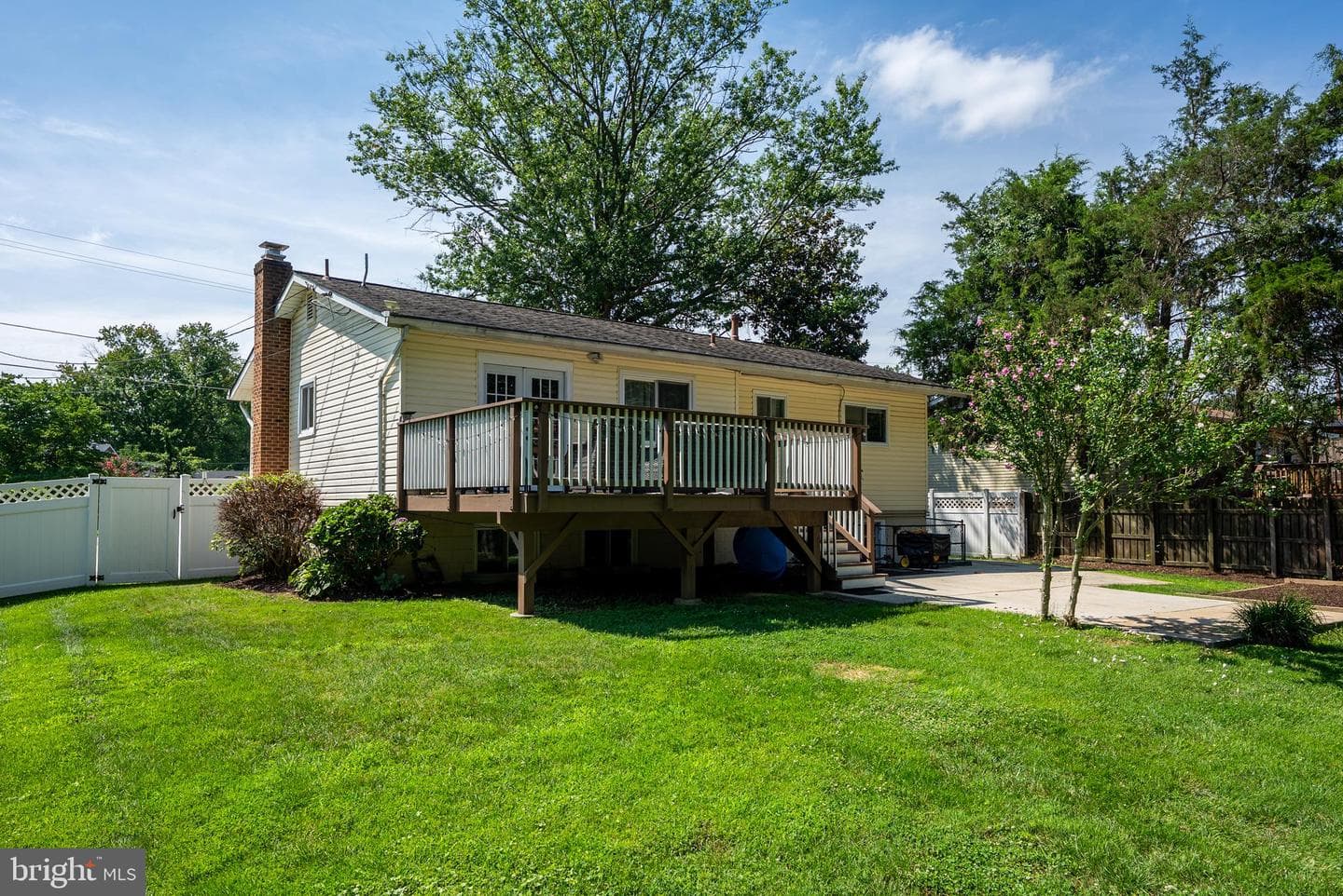8701 Lagrange Street photo 27