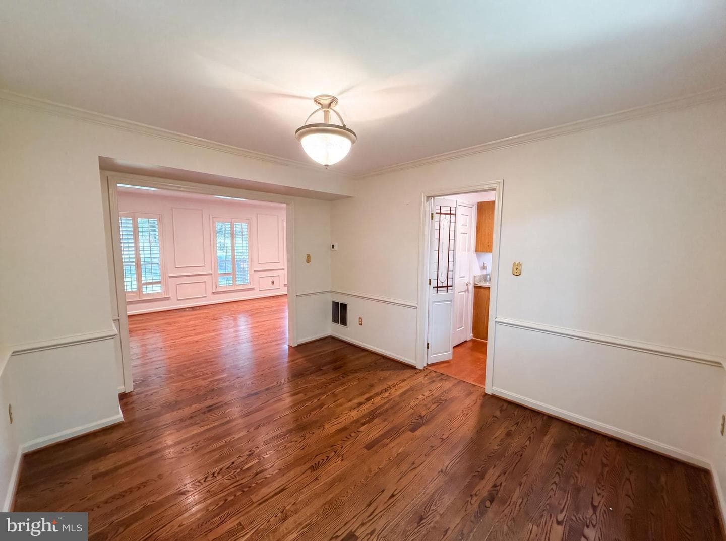 4819 Powell Road photo 11