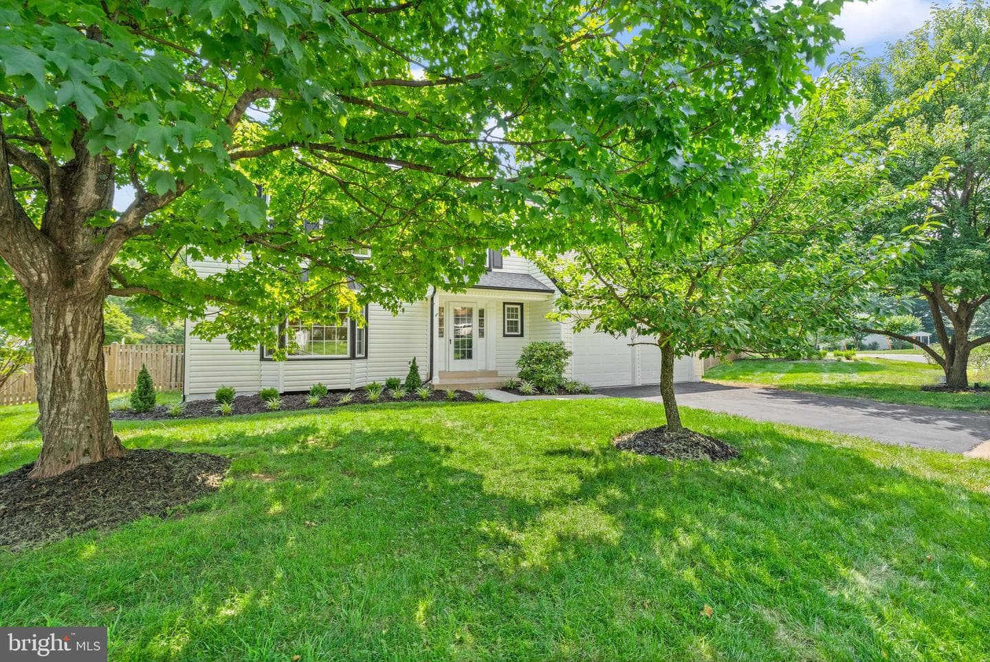 13458 Stream Valley Drive photo 3