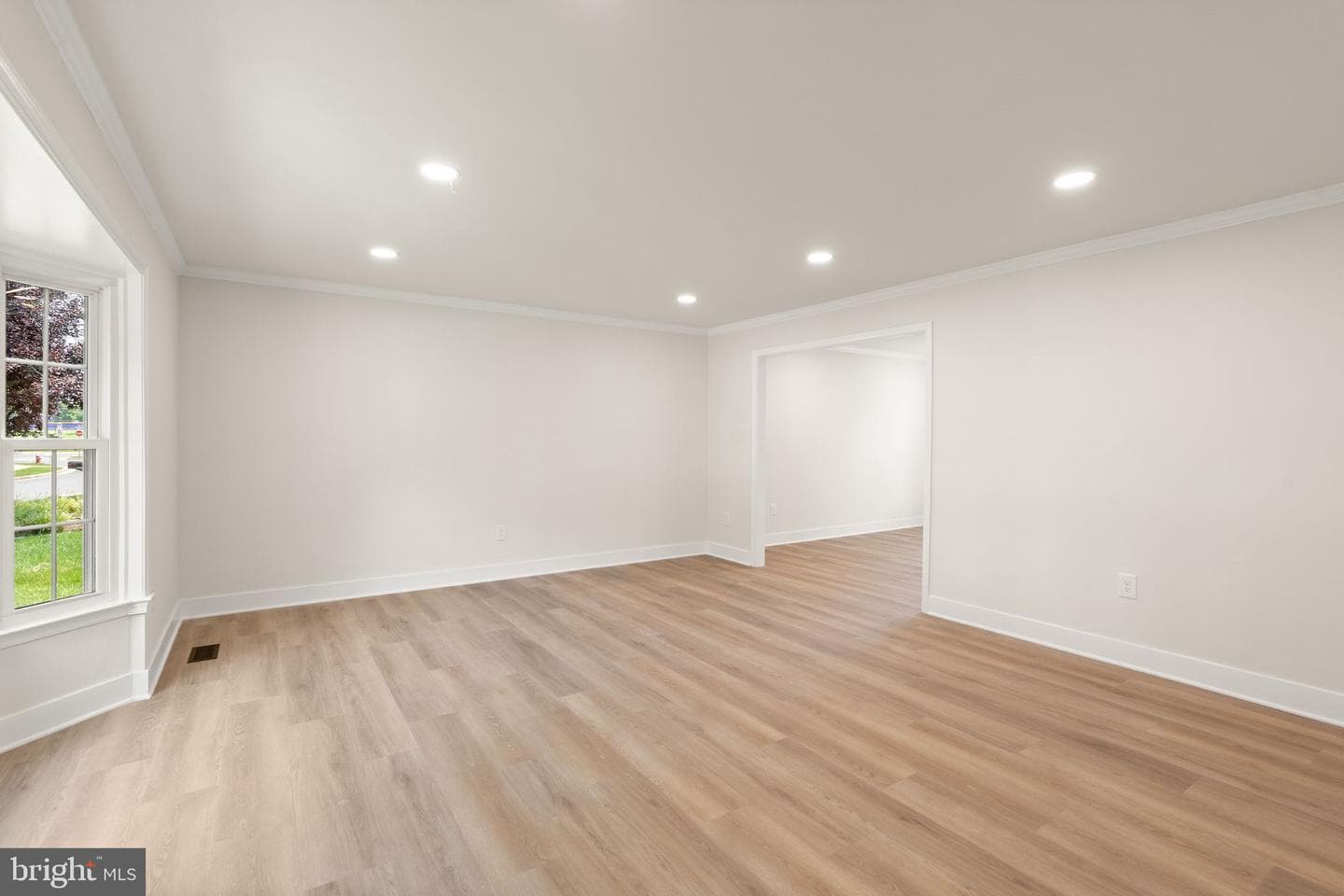 13458 Stream Valley Drive photo 9