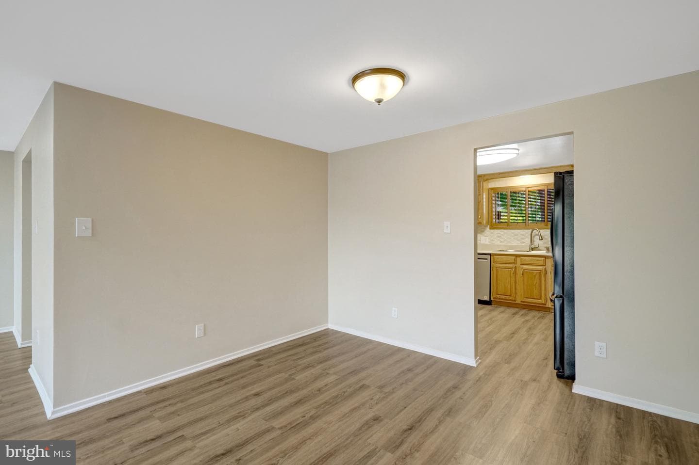 4445 Elan Court photo 11