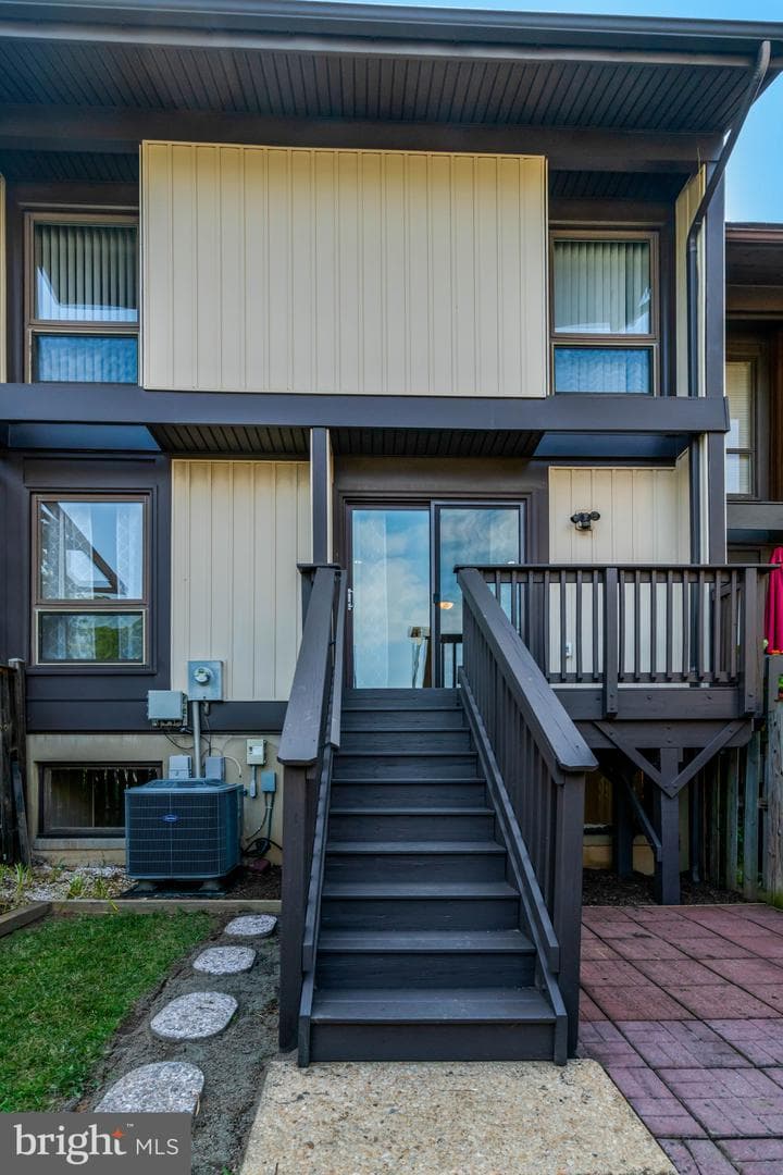 4445 Elan Court photo 54