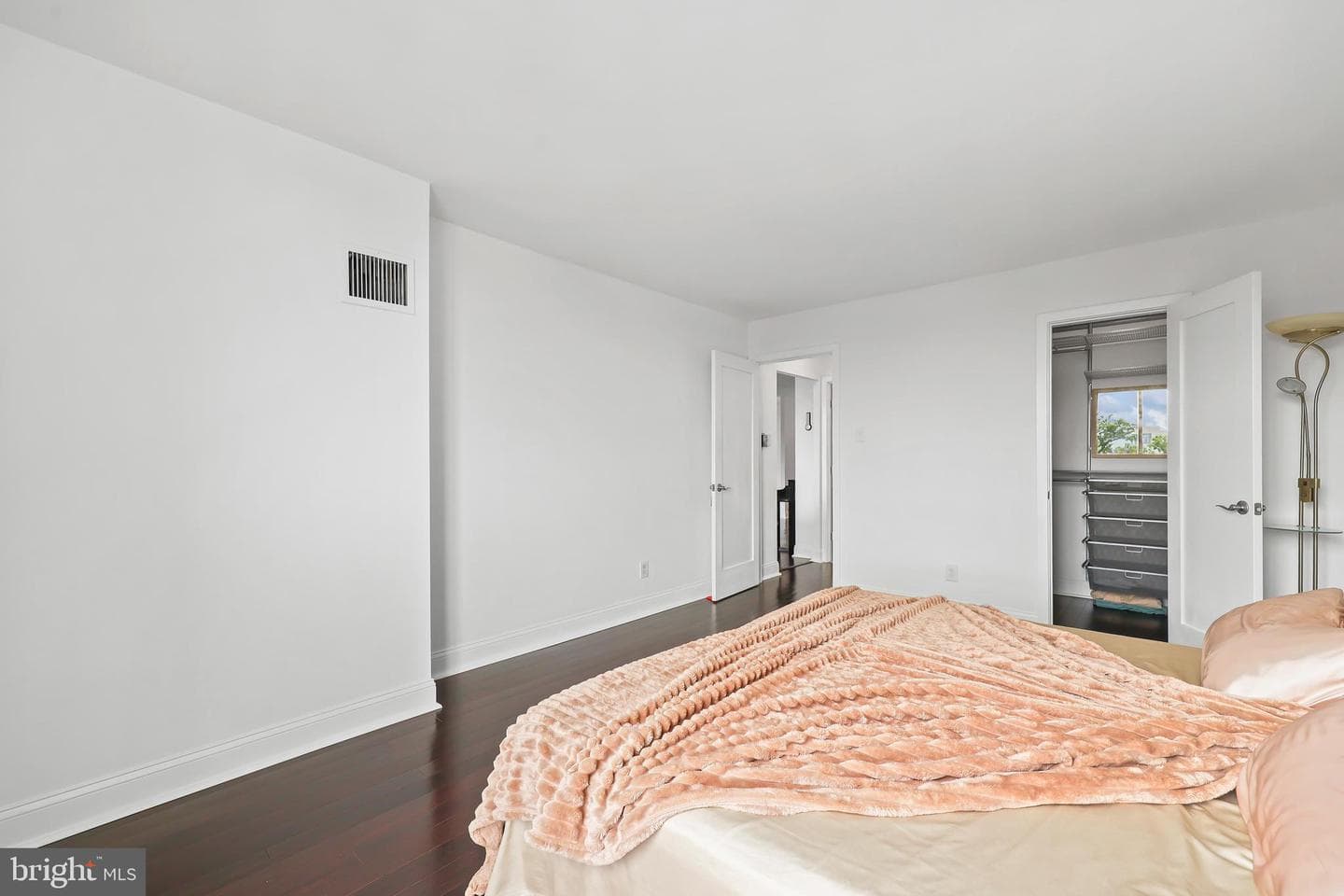 1800 Old Meadow Road #1516 photo 19