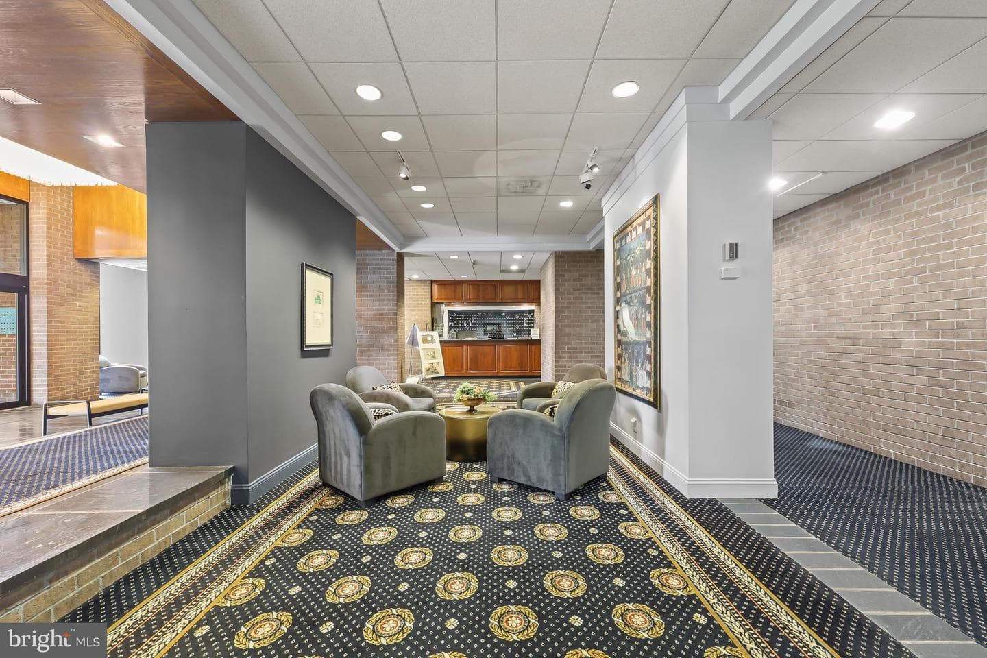 1800 Old Meadow Road #1516, Mclean