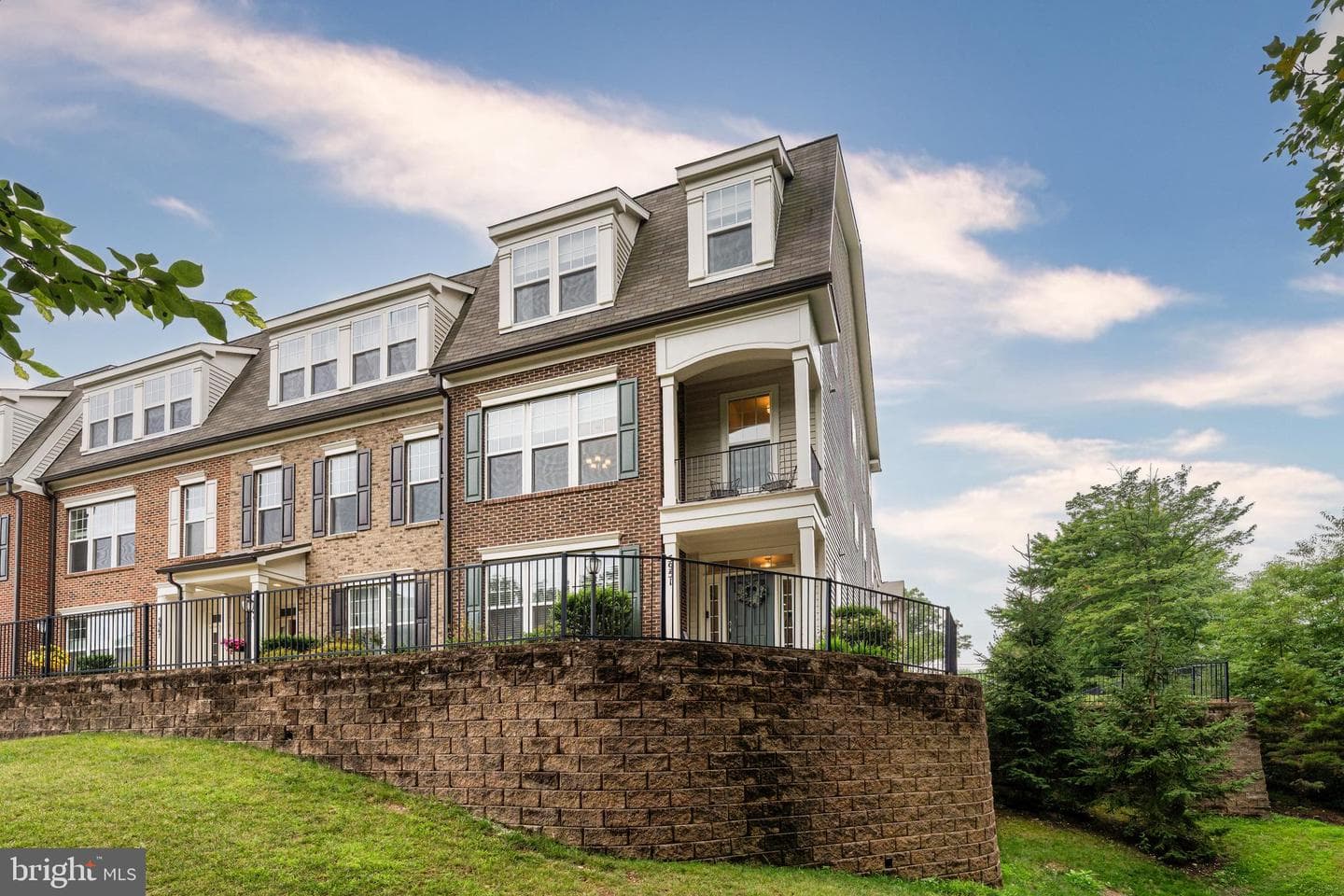5951 Clapton Court, Alexandria