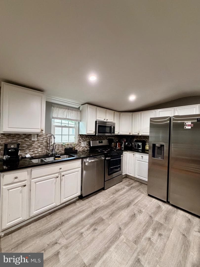 7776 Finch Court photo 9