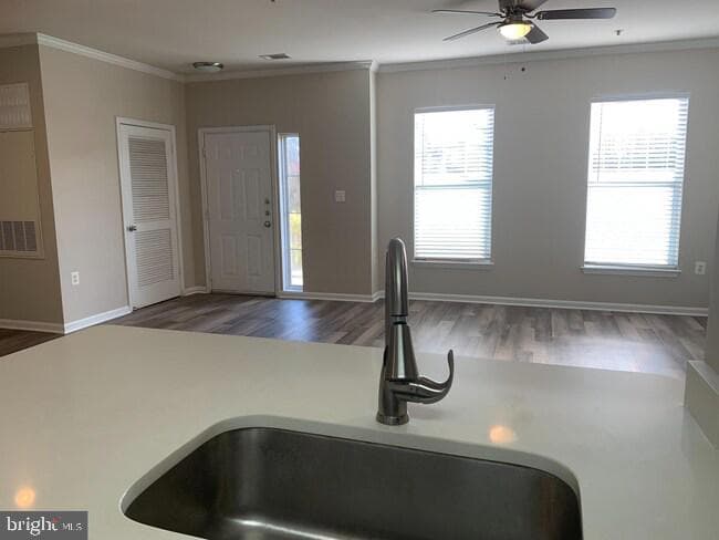 5123 Travis Edward Way #b photo 16