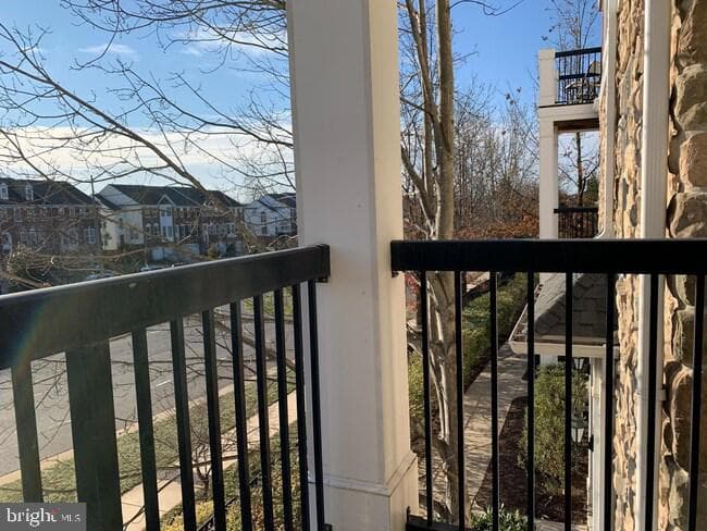 5123 Travis Edward Way #b photo 33