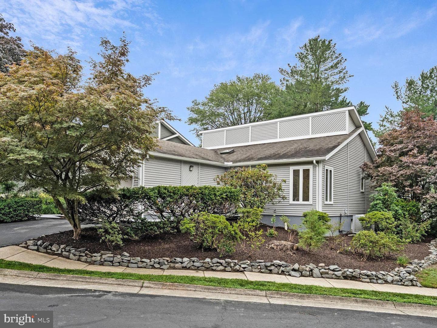 8424 Hollis Lane, Vienna