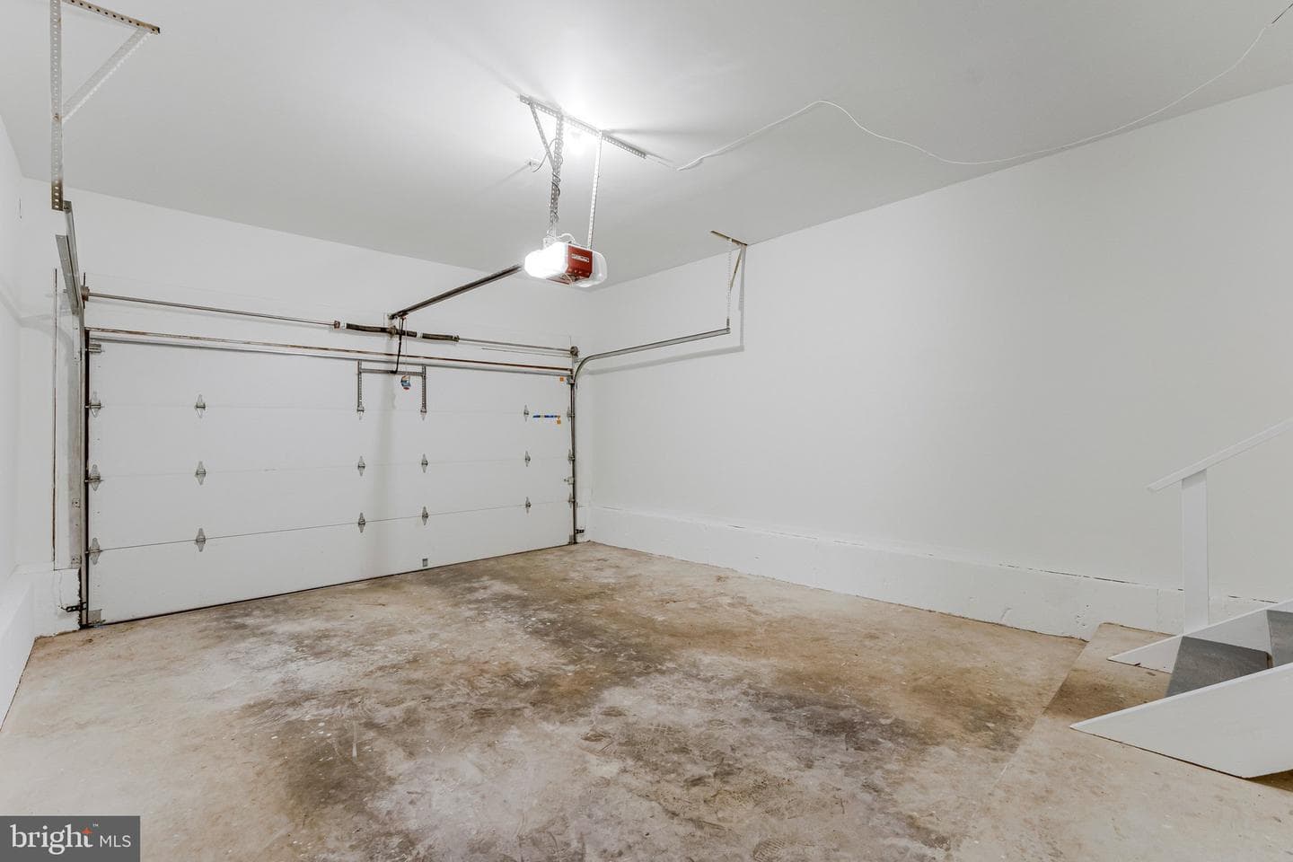 8424 Hollis Lane photo 33