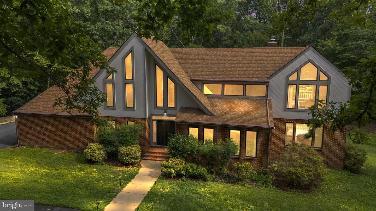 10101 Jaydee Boulevard, Fairfax Station